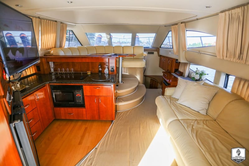 2004 Carver 360 Sport Sedan | Twin Cummin 330HP