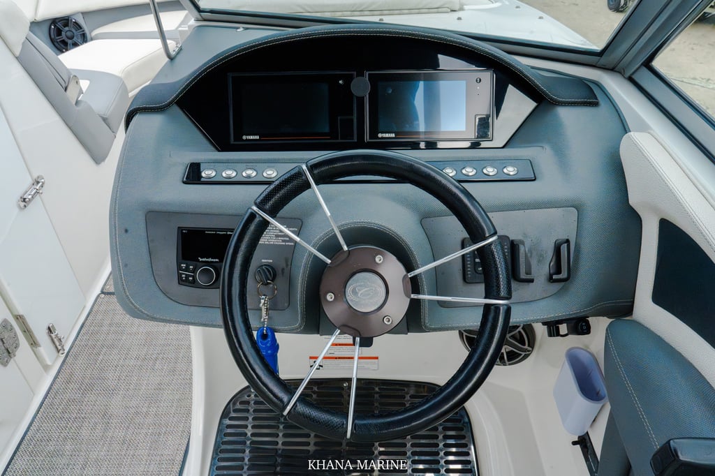 2018 Cobalt 25 SC Outboard | Yamaha 300HP