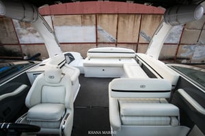 2019 Cobalt R7 Surf | Volvo Penta V8-430 with Volvo forward drive(FWD) 2019 Cobalt R7 Surf | Volvo Penta V8-430 with Volvo forward drive(FWD)