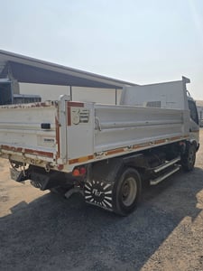 HINO XZU 150แรงม้า รถบรรทุก 6ล้อ ดั้มพ์ ปี2018 เลขไมล์ 19,000 กม. HINO XZU 150แรงม้า รถบรรทุก 6ล้อ ดั้มพ์ ปี2018 เลขไมล์ 19,000 กม.