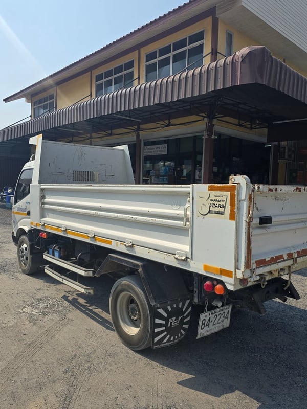 HINO XZU 150แรงม้า รถบรรทุก 6ล้อ ดั้มพ์ ปี2018 เลขไมล์ 19,000 กม. HINO XZU 150แรงม้า รถบรรทุก 6ล้อ ดั้มพ์ ปี2018 เลขไมล์ 19,000 กม.