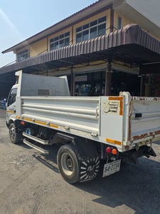 HINO XZU 150แรงม้า รถบรรทุก 6ล้อ ดั้มพ์ ปี2018 เลขไมล์ 19,000 กม. HINO XZU 150แรงม้า รถบรรทุก 6ล้อ ดั้มพ์ ปี2018 เลขไมล์ 19,000 กม.