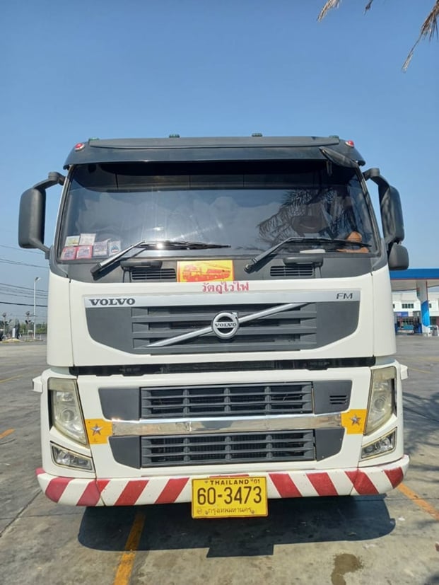 ขายหัวลากรถ VOLVO FM 400 พร้อมแท็งน้ำมัน 45,000 ลิตร อลูมิเนียม