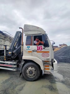 หัวลาก UD รถใช้งานปกติ