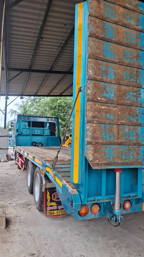 ฝากขายดาว Hino 700 ฝากขายดาว Hino 700