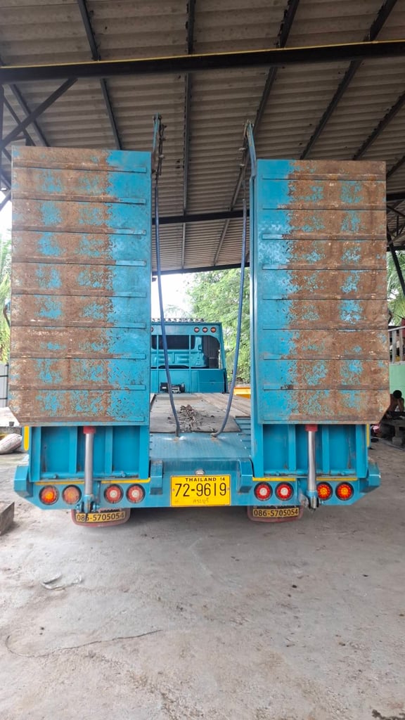 ฝากขายดาว Hino 700 ฝากขายดาว Hino 700