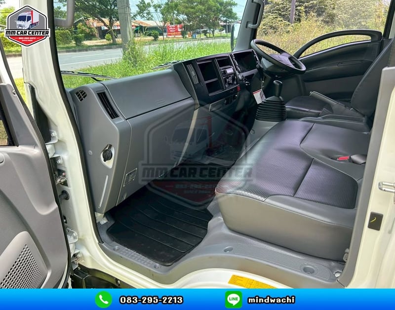 ISUZU NPR รถบรรทุก 6ล้อ ตู้10บาน ปี2023 ISUZU NPR รถบรรทุก 6ล้อ ตู้10บาน ปี2023