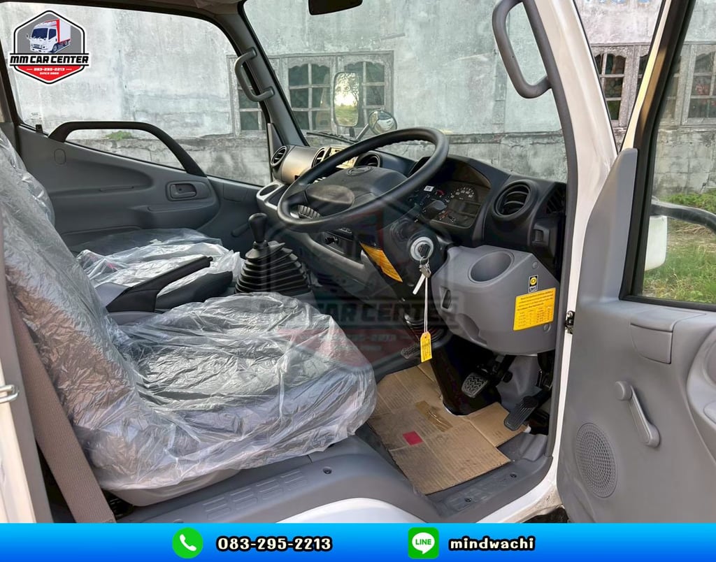 HINO XZU รถบรรทุก 4ล้อ ตู้แห้ง ปี2025 เลขไมล์ 690 กม.