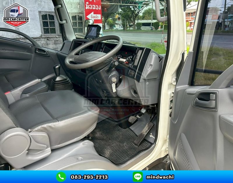 ISUZU NLR รถบรรทุก 4ล้อ ตู้แห้ง ปี2021