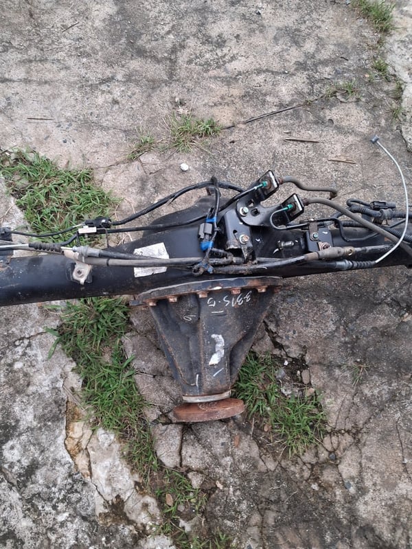 เพลา Ford Wirdtrack 2.2 พร้อมเฟืองท้ายยกเส้น 