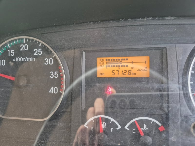 รถ 6 ล้อตั้ม รถ 6 ล้อตั้ม