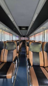 รถทัวร์พร้อมใช้ สภาพดี รถทัวร์พร้อมใช้ สภาพดี