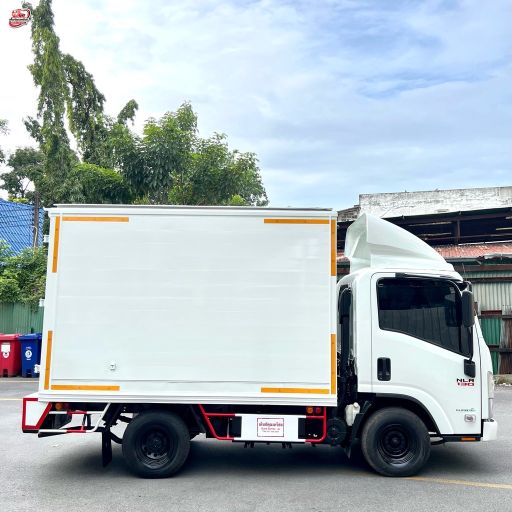 ISUZU NLR 130แรงม้า ตู้แห้ง ปี 2554 ISUZU NLR 130แรงม้า ตู้แห้ง ปี 2554