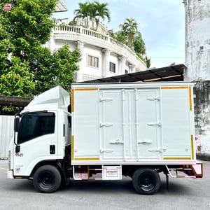 ISUZU NLR 130แรงม้า ตู้แห้ง ปี 2554