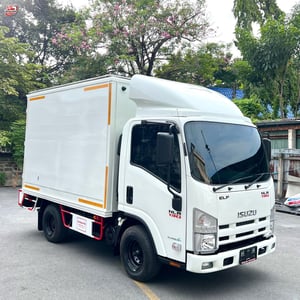 ISUZU NLR 130แรงม้า ตู้แห้ง ปี 2554