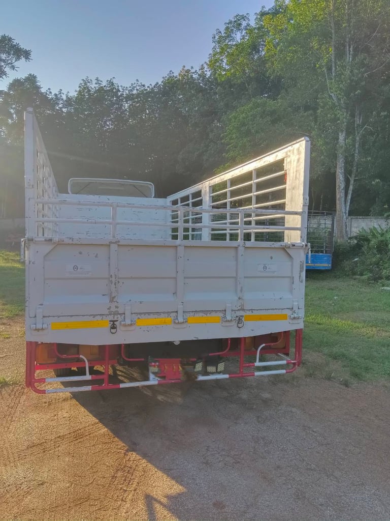 ขายกระบะสแตนเลส รถ 6ล้อ ยกลง ฮีโน่-. เมก้า สวยสวย.กว้าง2.30 ยาว5.60 สูง 1.50 ร่องคัทชึ 85ชม. ขายกระบะสแตนเลส รถ 6ล้อ ยกลง ฮีโน่-. เมก้า สวยสวย.กว้าง2.30 ยาว5.60 สูง 1.50 ร่องคัทชึ 85ชม.