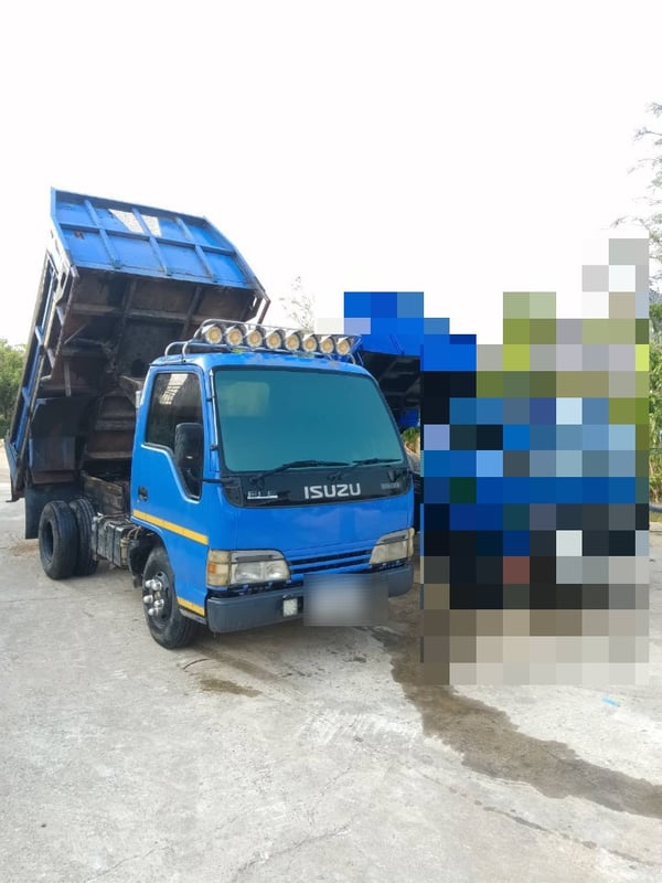 ขาย6ล้อดั้ม3คิว อีซุซุ-NPR-ปี47-100แรงม้าสภาพสวยพร้อมใช้งาน