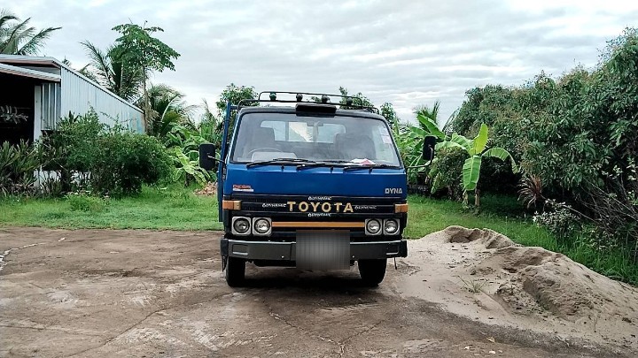 ขาย6ล้อล่อง โตโยต้า-ไดน่า350-ปี37-115แรงสภาพสวยพร้อมใช้งาน