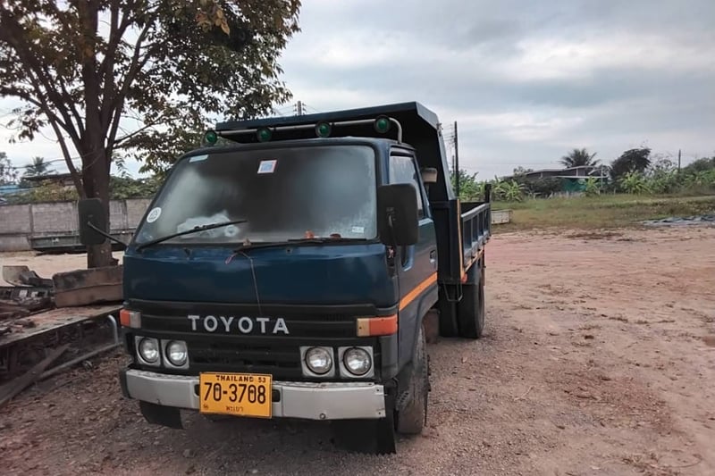 ขาย6ล้อดั้ม3คิว โตโยต้า-ไดน่า200-ปี34-90แรงสภาพสวยพร้อมใช้งาน.