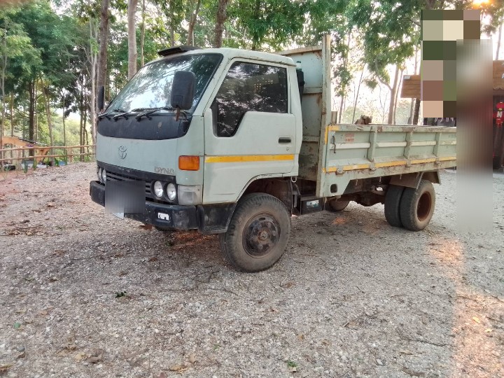 ขาย6ล้อดั้ม5คิว โตโยต้า-ไดน่า400-ปี39-115แรงสภาพสวยพร้อมใข้งาน