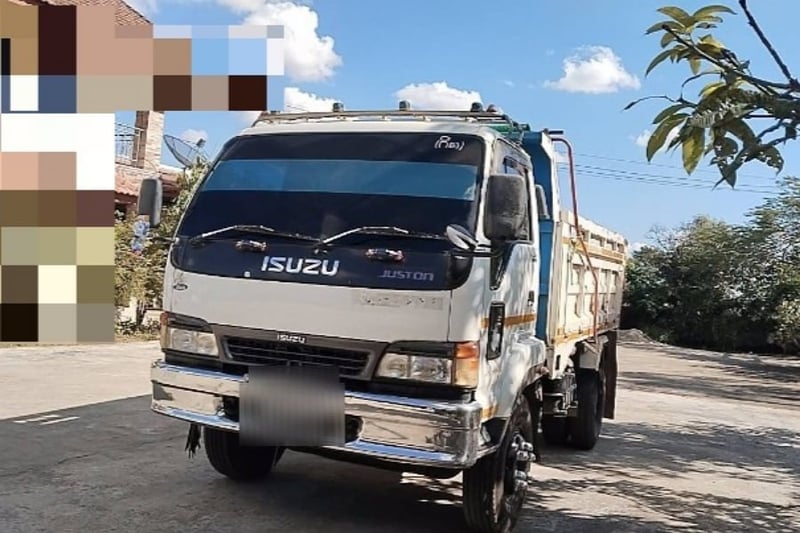 ขาย6ล้อดั้ม5คิว (จดประกอบ) อีซุซุ-FRR-195แรง สภาพสวยพร้อมใช้งาย