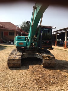 ขาย แมคโฮ 200 โกเบโก้-YN11-รุ่น8-ปี57สถาพสวยพร้อมใช้งานครับ ขาย แมคโฮ 200 โกเบโก้-YN11-รุ่น8-ปี57สถาพสวยพร้อมใช้งานครับ