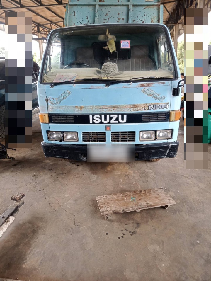 ขาย6ล้อดั้ม3คิว อีซุซุ-NPR-ปี33-88แรง สภาพสวยพร้อมใช้งาน รถห้าง มือ1ป้ายแดง