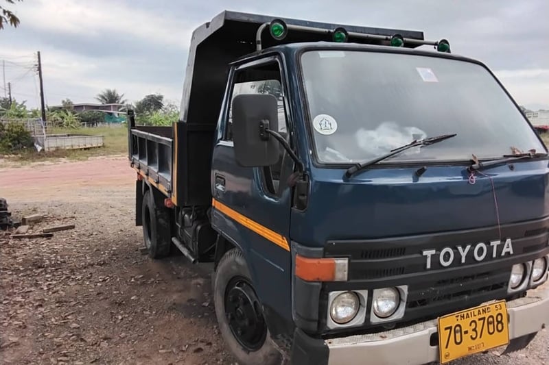 ขาย6ล้อดั้ม3คิว โตโยต้า-ไดน่า200-ปี34-90แรงสภาพสวยพร้อมใช้งาน.