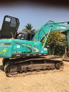 ขาย แมคโฮ 200 โกเบโก้-YN11-รุ่น8-ปี57สถาพสวยพร้อมใช้งานครับ ขาย แมคโฮ 200 โกเบโก้-YN11-รุ่น8-ปี57สถาพสวยพร้อมใช้งานครับ