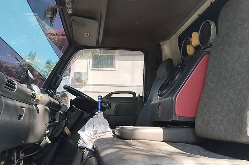 ขาย6ล้อดั้ม5คิว(รถจดประกอบ) อีซุซุ-FRR-ปี47-195แรง สภาพสวยพร้อมใช้งาน