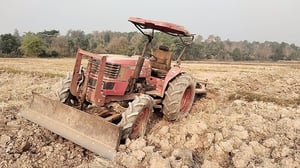 ขายรถไถใหญ่ คูโบต้า-M5000-ปี54 อุปกรณ์ครบ3อย่างสภาพพร้อมใช้งาน