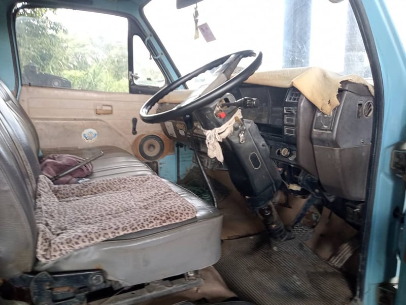 ขาย6ล้อดั้ม3คิว อีซุซุ-NPR-ปี33-88แรง สภาพสวยพร้อมใช้งาน รถห้าง มือ1ป้ายแดง