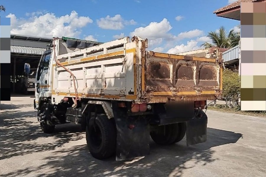 ขาย6ล้อดั้ม5คิว(รถจดประกอบ) อีซุซุ-FRR-ปี47-195แรง สภาพสวยพร้อมใช้งาน