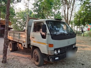 ขาย6ล้อดั้ม5คิว โตโยต้า-ไดน่า400-ปี39-115แรงสภาพสวยพร้อมใข้งาน