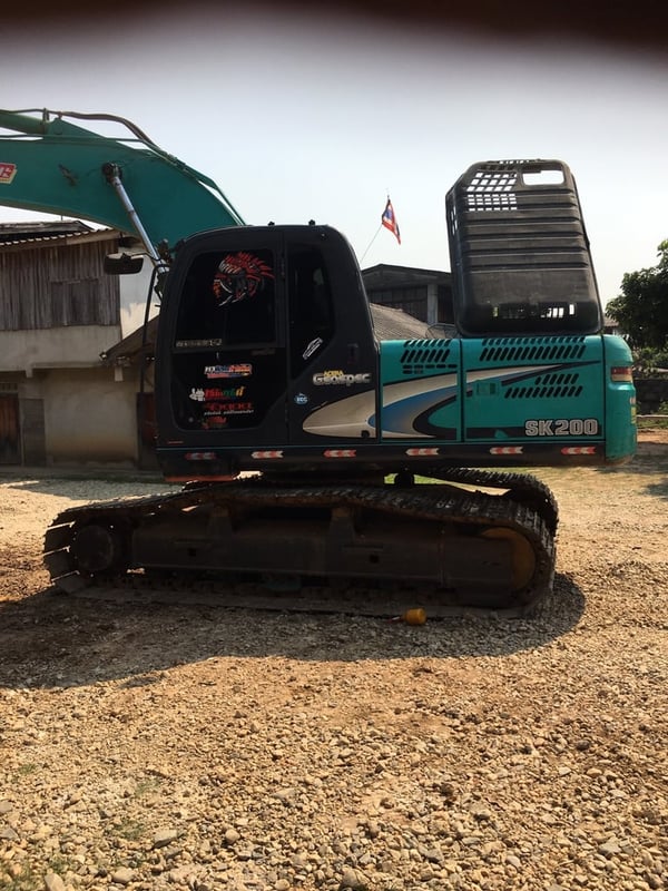 ขาย แมคโฮ 200 โกเบโก้-YN11-รุ่น8-ปี57สถาพสวยพร้อมใช้งานครับ ขาย แมคโฮ 200 โกเบโก้-YN11-รุ่น8-ปี57สถาพสวยพร้อมใช้งานครับ