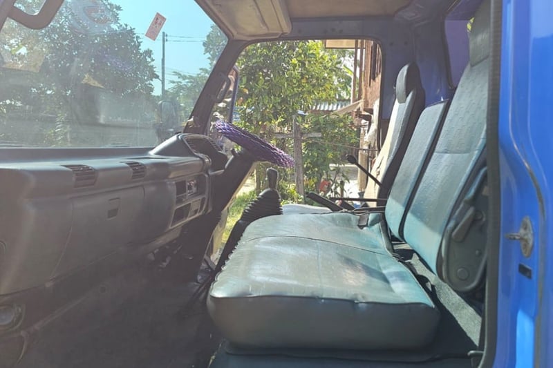 ขาย6ล้อดั้ม5คิว อีซุซุ-NQR-ปึ47-150แรง กระบะดั้ม สามมิตรสภาพสวยพร้อมใช้งาน