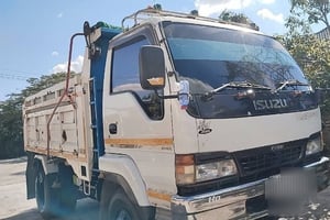 ขาย6ล้อดั้ม5คิว(รถจดประกอบ) อีซุซุ-FRR-ปี47-195แรง สภาพสวยพร้อมใช้งาน