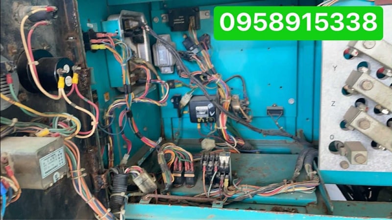 ขายด่วน เครื่องปั่นไฟ ขนาด 220 KVA ราคา 500,000 