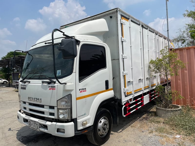 FRR210ปี55 ตู้10บานยาว6.50เมตร