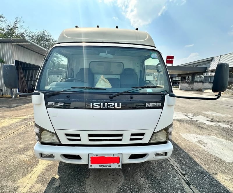 2006 Isuzu npr 130hp