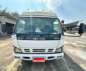 2006 Isuzu npr 130hp