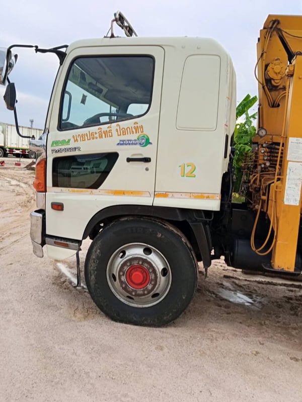 ขาย6ล้อติดเครนมีบันไดท้ายพับได้เจ้าของขายเอง คุณประสิทธิ์ โทร 081-841-3985 เจ้าของรถ ขาย6ล้อติดเครนมีบันไดท้ายพับได้เจ้าของขายเอง คุณประสิทธิ์ โทร 081-841-3985 เจ้าของรถ