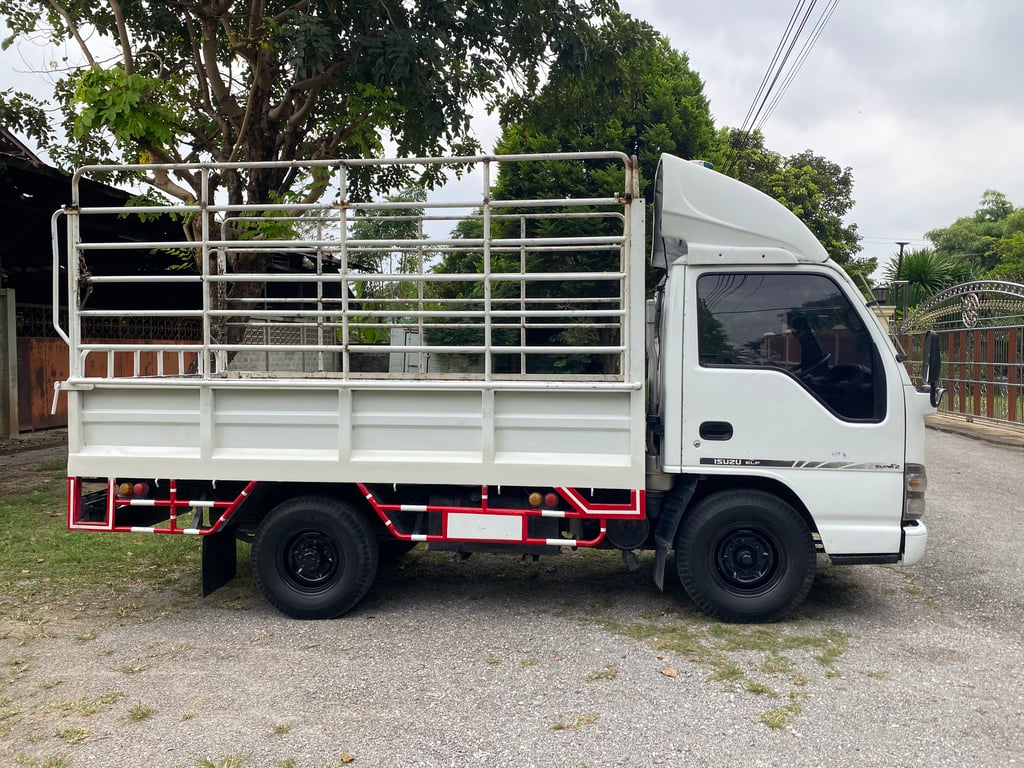 4 ล้อ NKR ตาเพชร 100 แรง เทอร์โบ ยาว 3.20m.