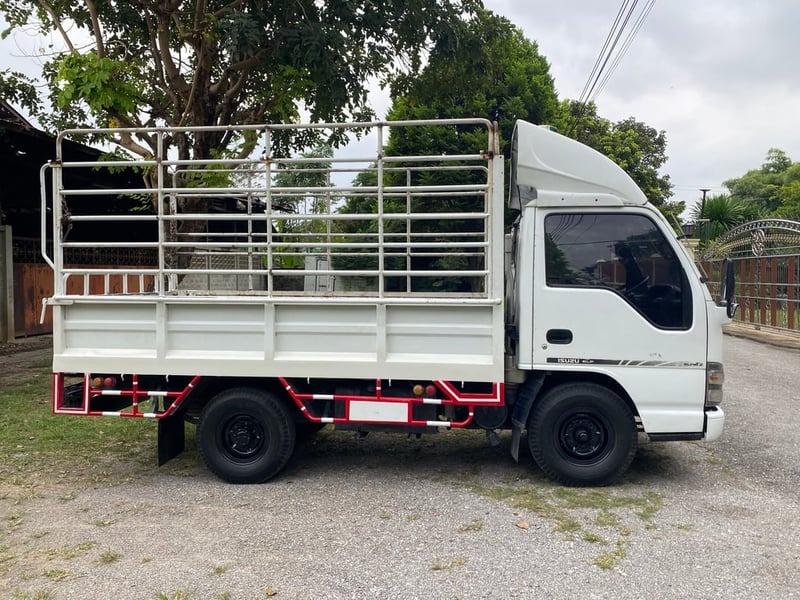 4 ล้อ NKR ตาเพชร 100 แรง เทอร์โบ ยาว 3.20m.