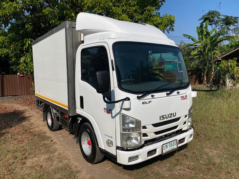 4 ล้อ NLR-130 ตู้ทำความเย็น แยก ได้ครับ