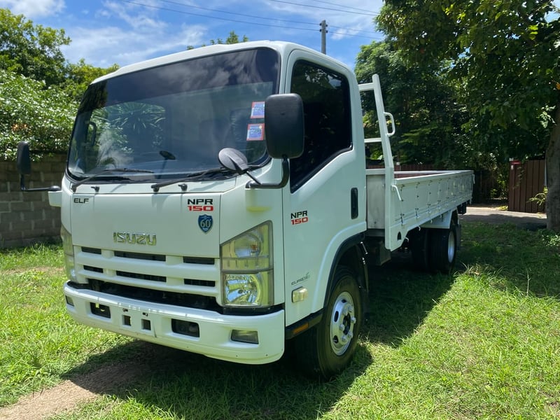 6 ล้อ NPR-150 ปี 60 ยาว 5 เมตร เดิมๆ