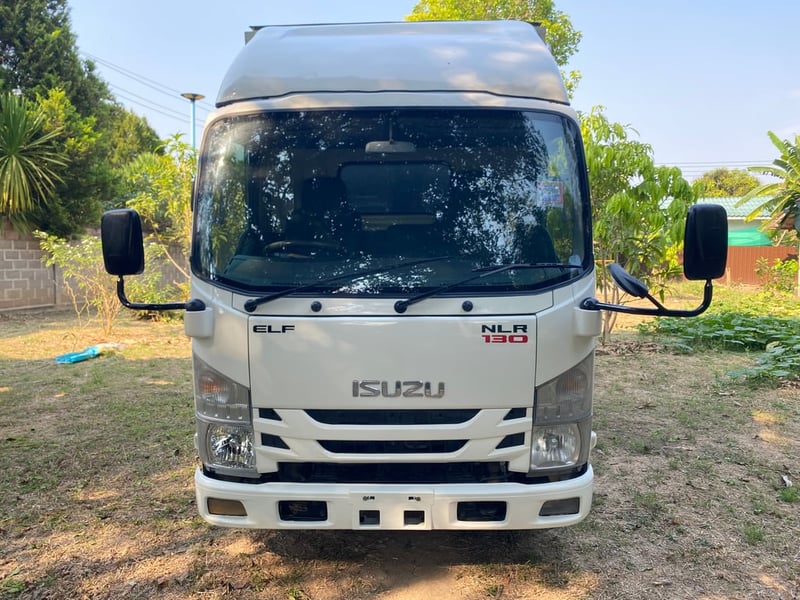 4 ล้อ NLR-130 ตู้แห้ง 3.50 ราคาไม่แพง