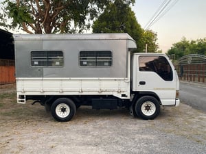 4 ล้อ  NKR การ์ตูน 88 HP. สวยๆ พร้อมใช้