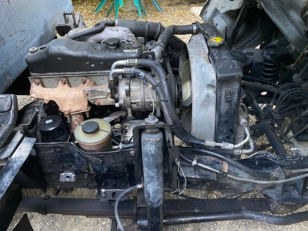 4 ล้อ NKR-88 แรง ลิฟท์ท้าย พร้อมใช้