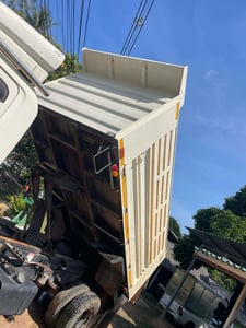 ขายดั้มพ์ 6ล้อสวยๆ ยกชุดดั้มพ์